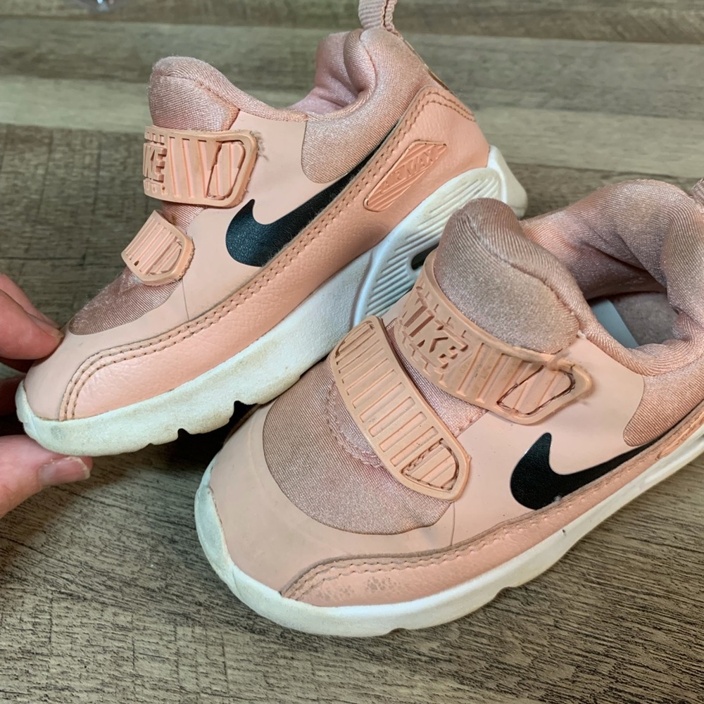 Nike Toddler Girls Pink Air Max